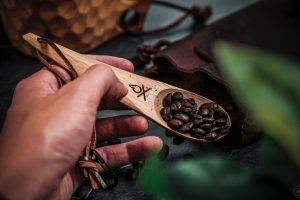 Überleben Kanu Spoon with coffee beans
